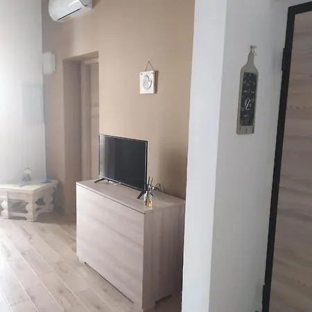 Civico 6-garganoin Apartamento *